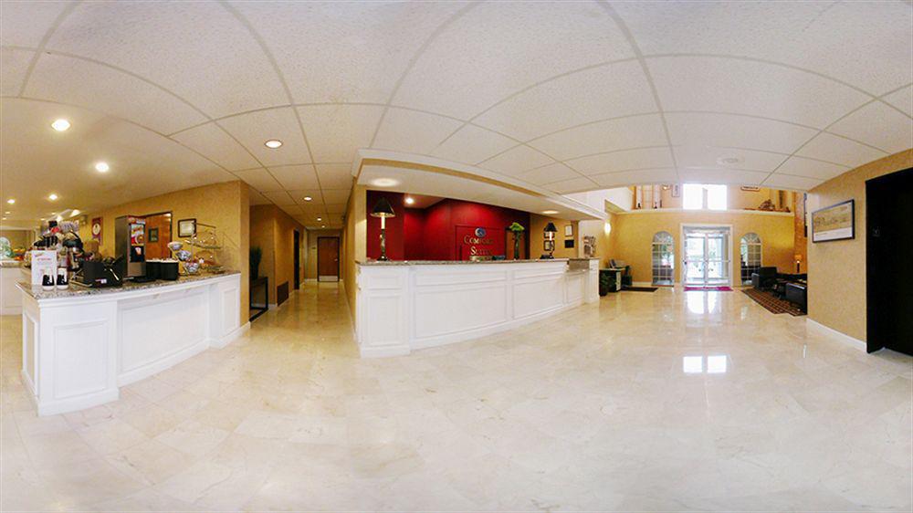 Quality Suites Irving-Las Colinas Exterior photo